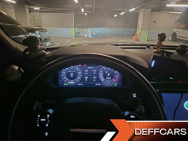 Land Rover RANGE ROVER VELAR 3.0 P380 R-Dynamic SE купить на сайте DeffCars