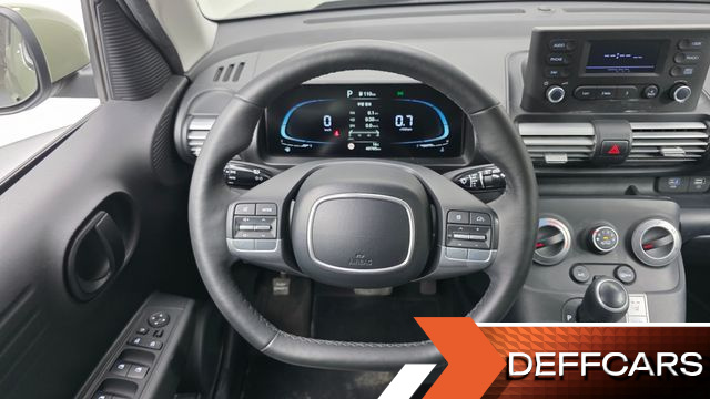 Hyundai CASPER Van Smart купить на сайте DeffCars
