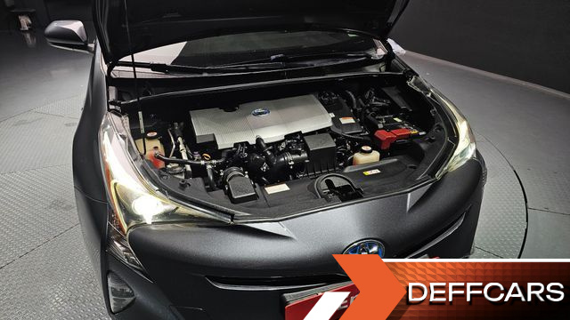Toyota PRIUS 1.8 E купить на сайте DeffCars