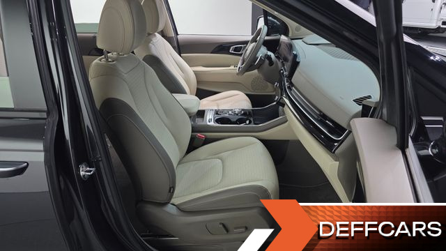 Kia CARNIVAL 7-Seater Signature купить на сайте DeffCars
