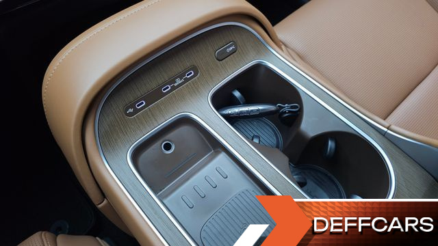 Hyundai PALISADE Gasoline 2.5T 2WD 7-Seater Calligraphy купить на сайте DeffCars