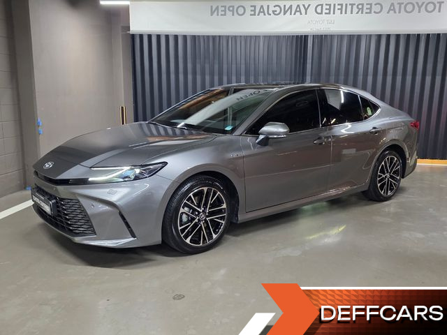 Toyota CAMRY 2.5 XLE Hybrid купить на сайте DeffCars