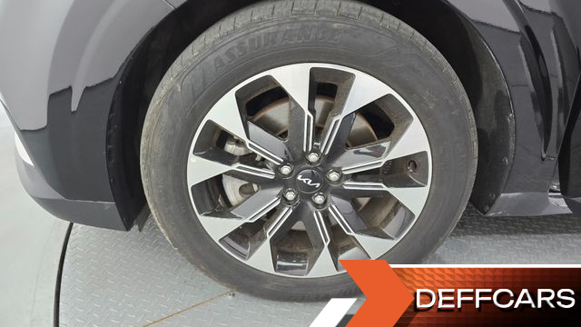Kia CARNIVAL 9-Seater Noblesse купить на сайте DeffCars