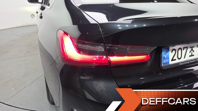 BMW 3-SERIES 320i Luxury купить на сайте DeffCars