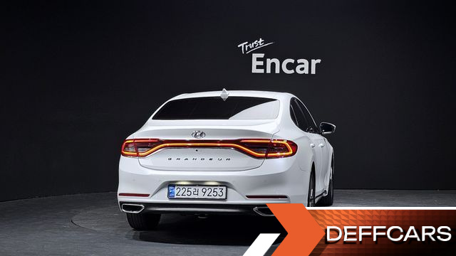 Hyundai GRANDEUR 2.4 Premium купить на сайте DeffCars