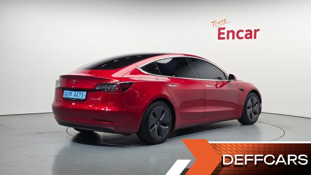 Tesla MODEL 3 Long Range AWD купить на сайте DeffCars