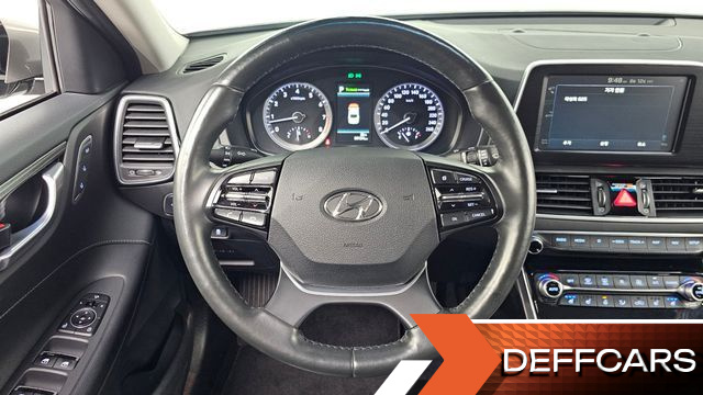 Hyundai GRANDEUR 3.0 LPi Exclusive (Rental Car) купить на сайте DeffCars