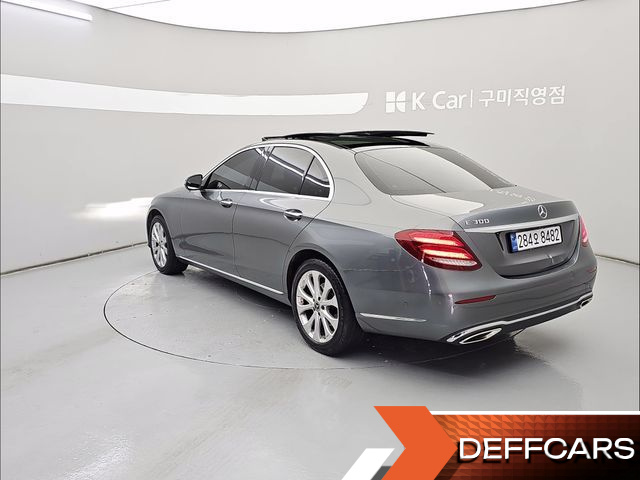Mercedes E-CLASS E300 Exclusive купить на сайте DeffCars