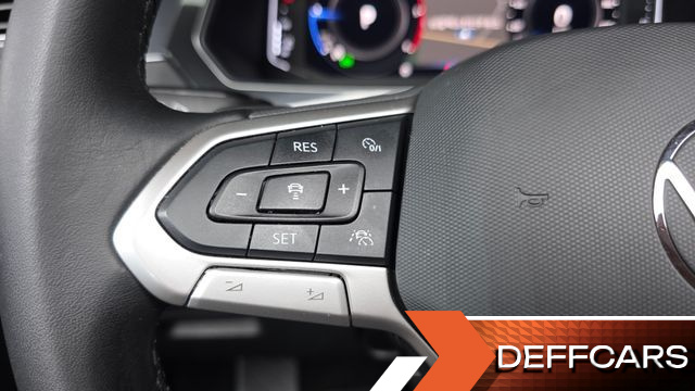 Volkswagen TIGUAN 2.0 TDI Prestige купить на сайте DeffCars