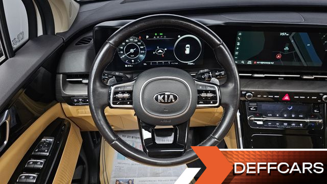 Kia CARNIVAL 9-Seater Noblesse купить на сайте DeffCars