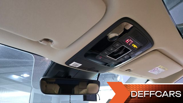 Kia CARNIVAL 9-Seater Signature купить на сайте DeffCars