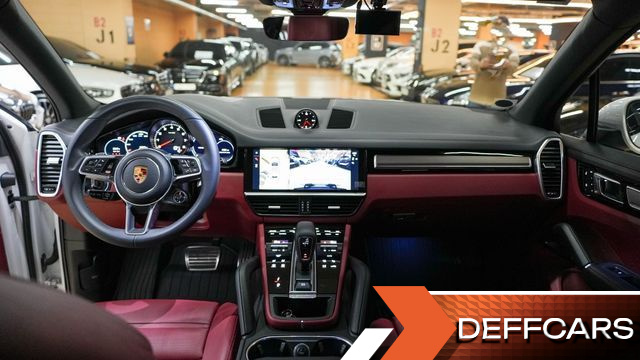 Porsche CAYENNE 3.0 PLATINUM EDITION купить на сайте DeffCars