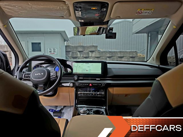 Kia CARNIVAL 9-Seater Noblesse купить на сайте DeffCars