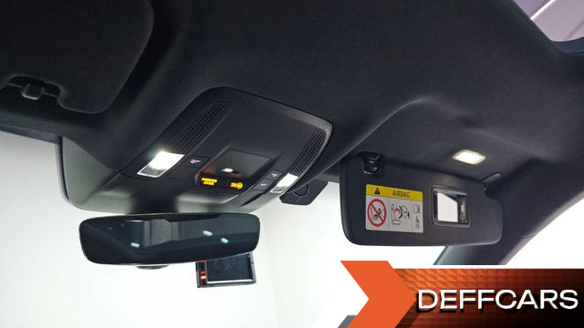 Porsche TAYCAN 4S купить на сайте DeffCars