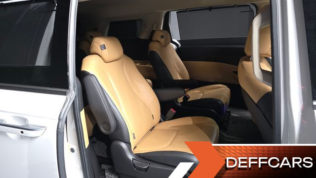 Kia CARNIVAL 9-Seater Noblesse купить на сайте DeffCars