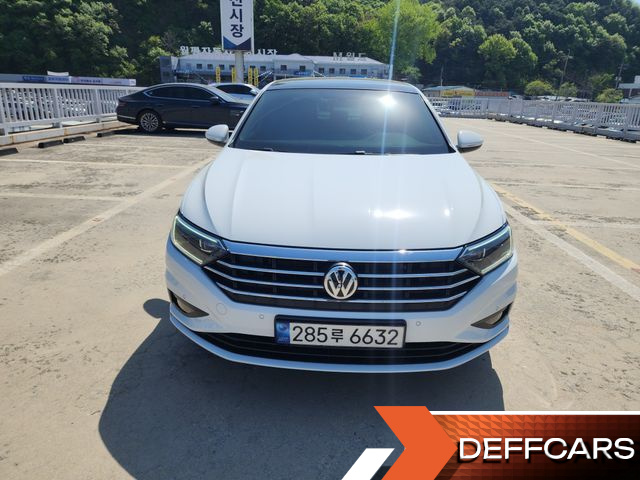 Volkswagen JETTA 1.4 TSI Prestige купить на сайте DeffCars
