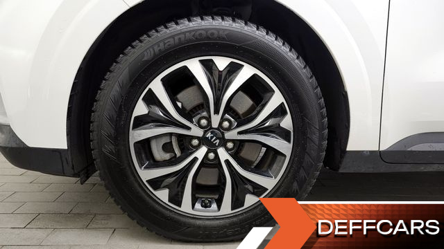 Kia CARNIVAL 9-Seater Prestige купить на сайте DeffCars