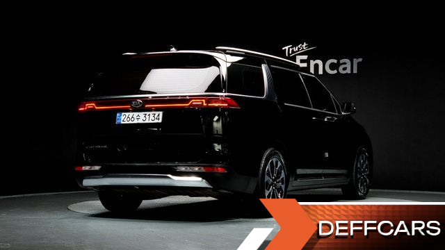 Kia CARNIVAL 9-Seater Noblesse купить на сайте DeffCars