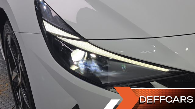 Hyundai AVANTE 1.6 Inspiration купить на сайте DeffCars