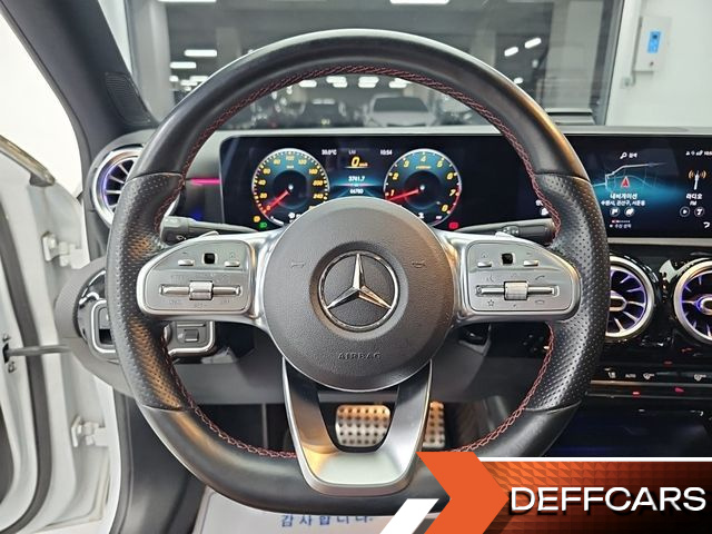 Mercedes A-CLASS AMG A35 4MATIC Sedan купить на сайте DeffCars