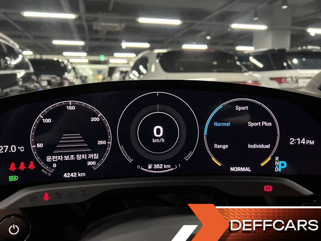 Porsche TAYCAN 4S Cross Turismo купить на сайте DeffCars