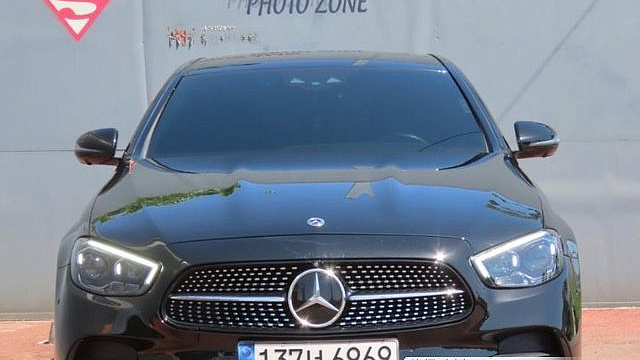 Mercedes E-CLASS E220d 4MATIC AMG Line купить на сайте DeffCars