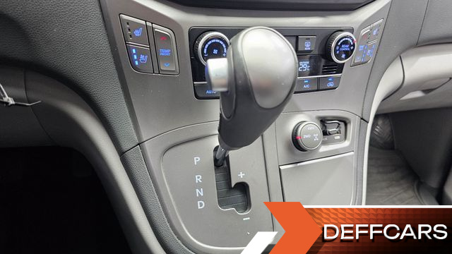 Hyundai STAREX 4WD Urban 9-Seater Premium Special купить на сайте DeffCars