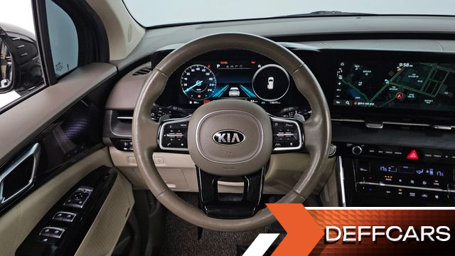 Kia CARNIVAL 9-Seater Signature купить на сайте DeffCars