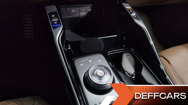Kia SORENTO Diesel 2.2 2WD Signature купить на сайте DeffCars
