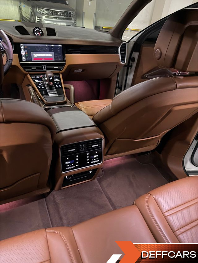 Porsche CAYENNE 3.0 купить на сайте DeffCars