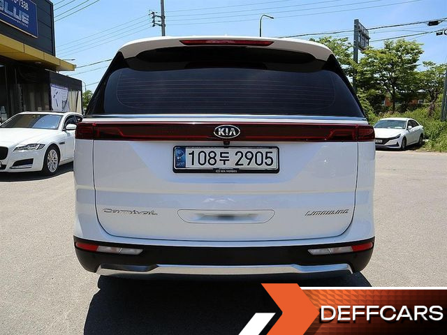 Kia CARNIVAL 7-Seater Noblesse купить на сайте DeffCars