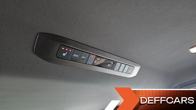 Toyota SIENNA 2.5 Hybrid AWD купить на сайте DeffCars