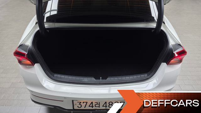 Kia K5 2.0 Prestige купить на сайте DeffCars