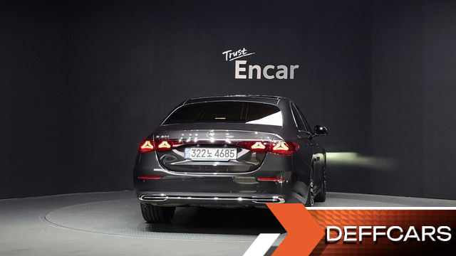 Mercedes E-CLASS E300 4MATIC Exclusive купить на сайте DeffCars