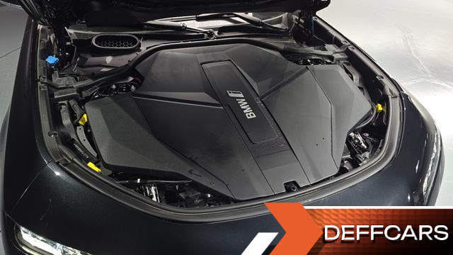 BMW I7 xDrive 60 Design Pure Excellence купить на сайте DeffCars