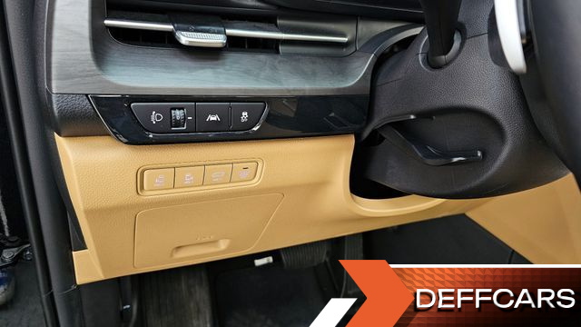 Kia CARNIVAL 9-Seater Signature купить на сайте DeffCars