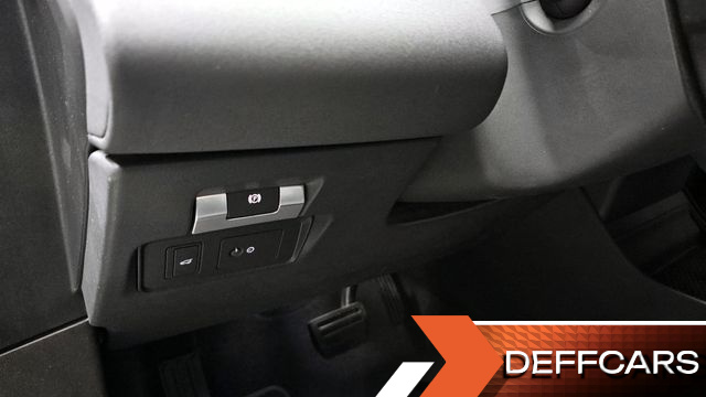 Land Rover RANGE ROVER EVOQUE P250 SE купить на сайте DeffCars