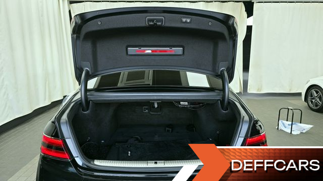 Genesis G90 5.0 AWD Limousine Prestige купить на сайте DeffCars