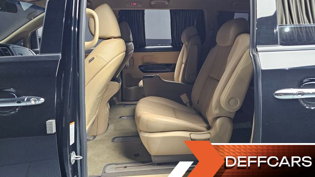 Kia CARNIVAL 9-Seater Hi-Limousine Noblesse Special купить на сайте DeffCars