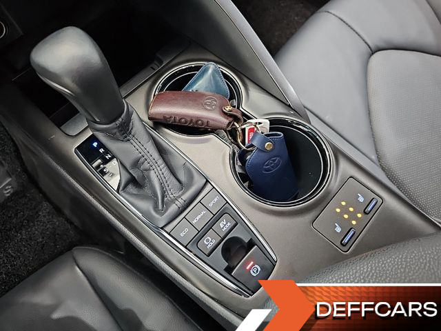 Toyota CAMRY 2.5 XSE Hybrid купить на сайте DeffCars