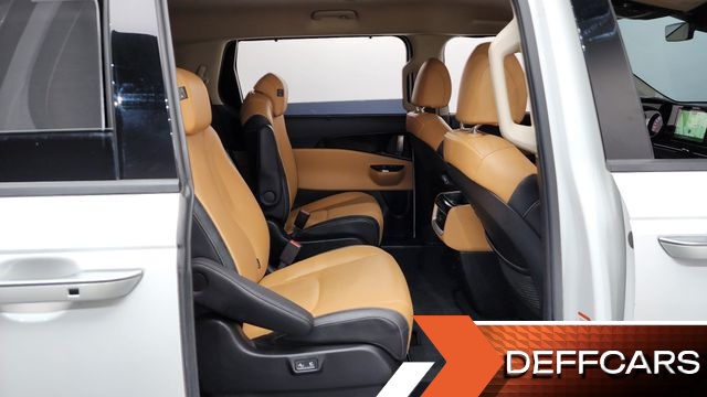 Kia CARNIVAL 9-Seater Noblesse купить на сайте DeffCars