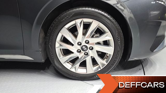 Hyundai GRANDEUR Calligraphy купить на сайте DeffCars