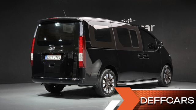 Hyundai STARIA Cargo 5-Seater Modern купить на сайте DeffCars