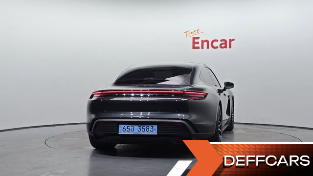 Porsche TAYCAN 4S купить на сайте DeffCars