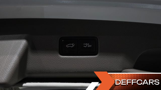 Kia CARNIVAL Gasoline 9-Seater Hi-Limousine Signature купить на сайте DeffCars