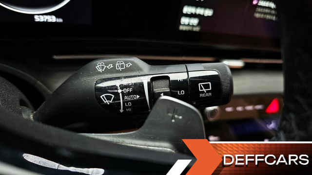 Kia CARNIVAL 9-Seater Noblesse купить на сайте DeffCars