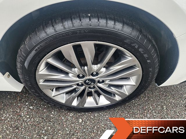 Kia K5 2.0 Prestige купить на сайте DeffCars