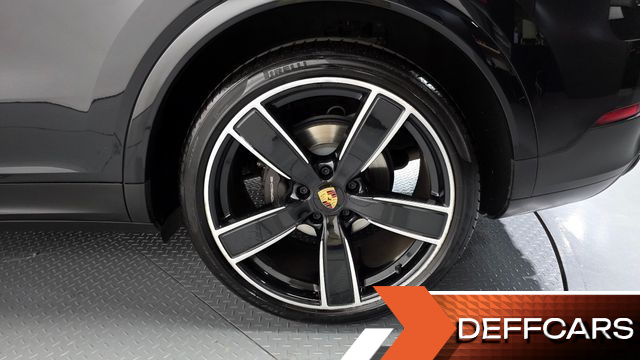 Porsche CAYENNE 3.0 купить на сайте DeffCars
