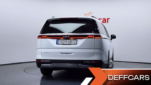 Kia CARNIVAL Gasoline 7-Seater Signature купить на сайте DeffCars