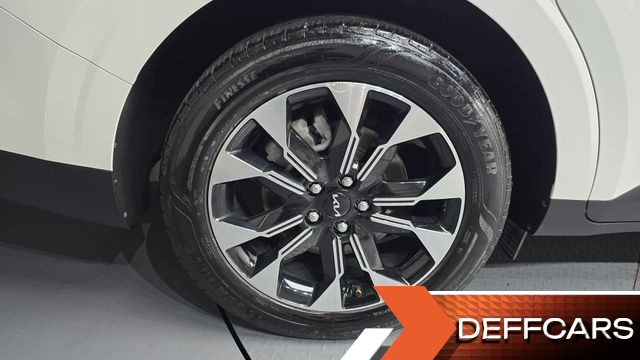 Kia CARNIVAL 9-Seater Noblesse купить на сайте DeffCars